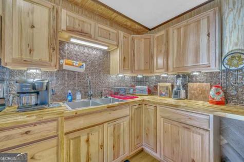 243 Ridge Road Helen GA 30545