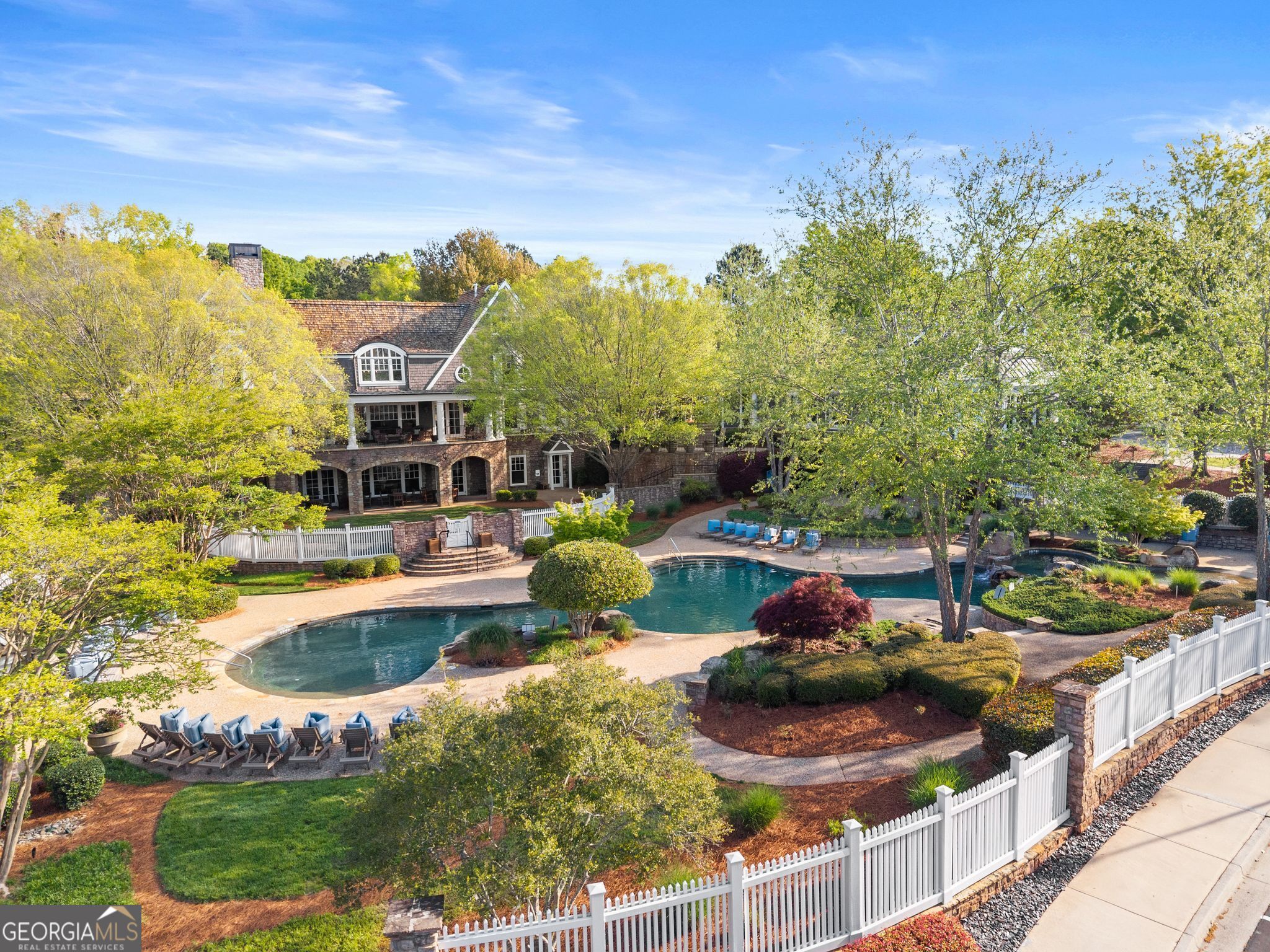 6221 Random Winds Bluff Gainesville GA 30506