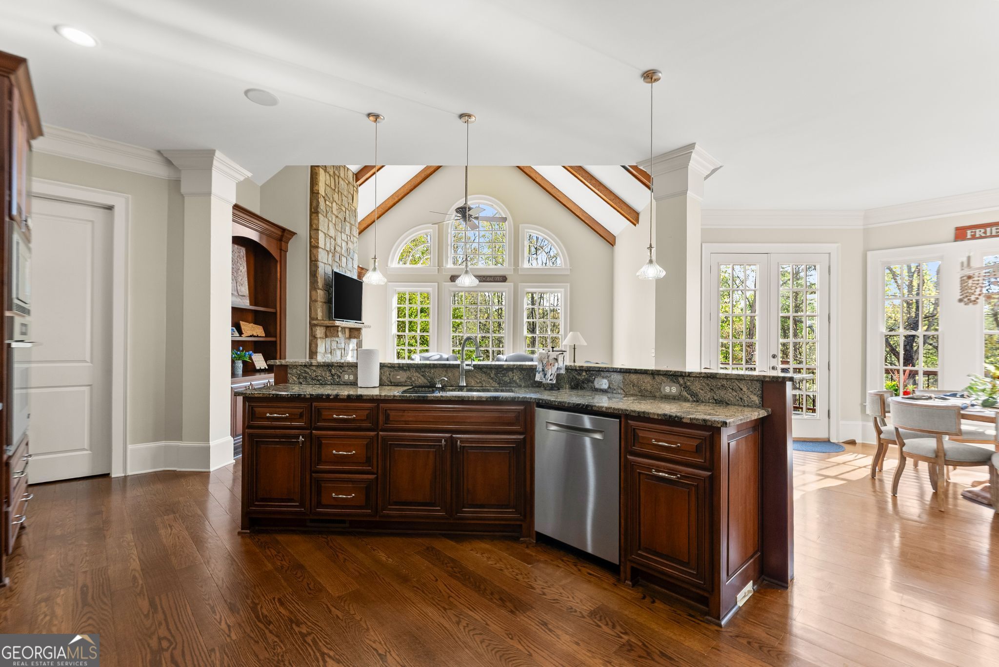 6221 Random Winds Bluff Gainesville GA 30506