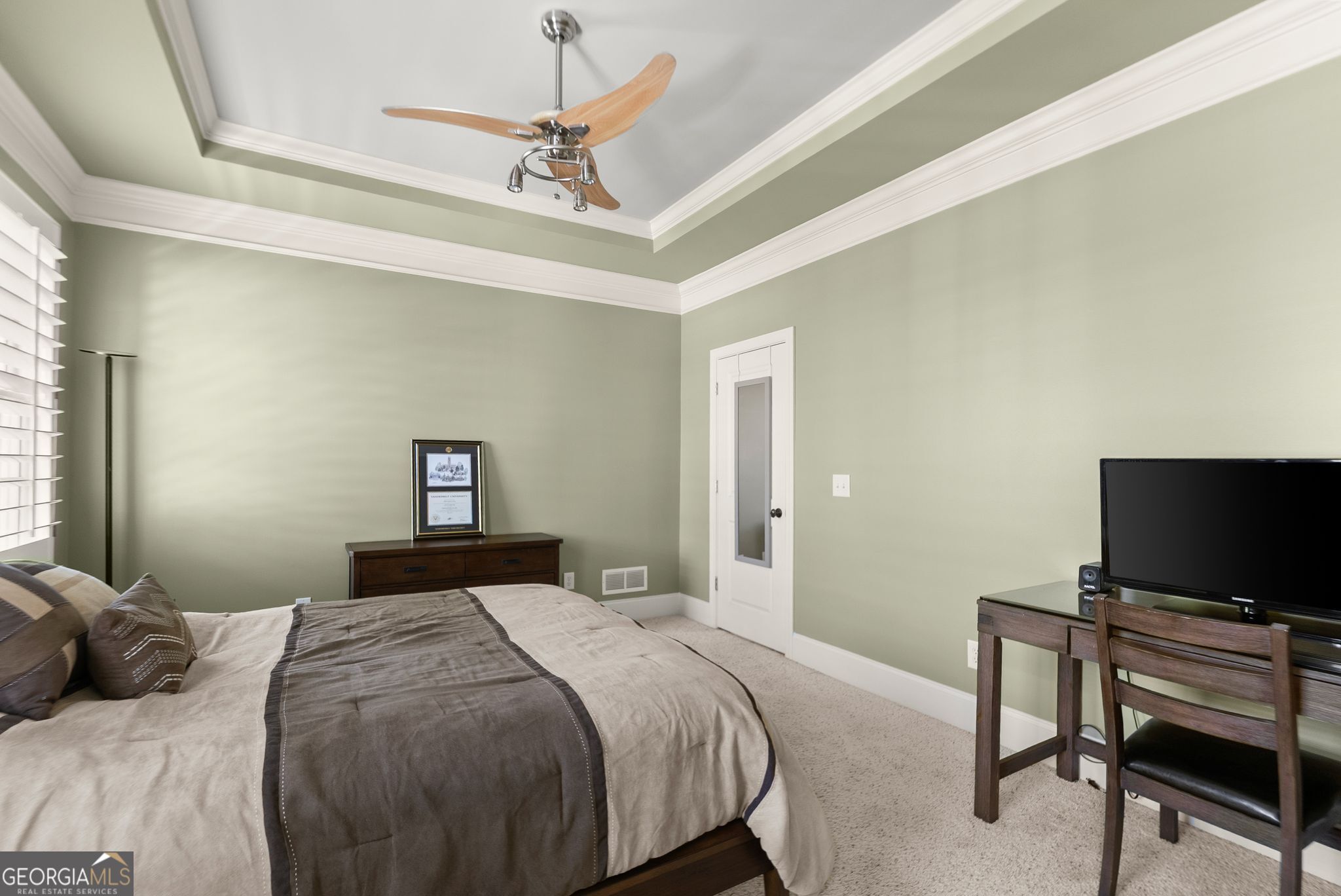 6221 Random Winds Bluff Gainesville GA 30506