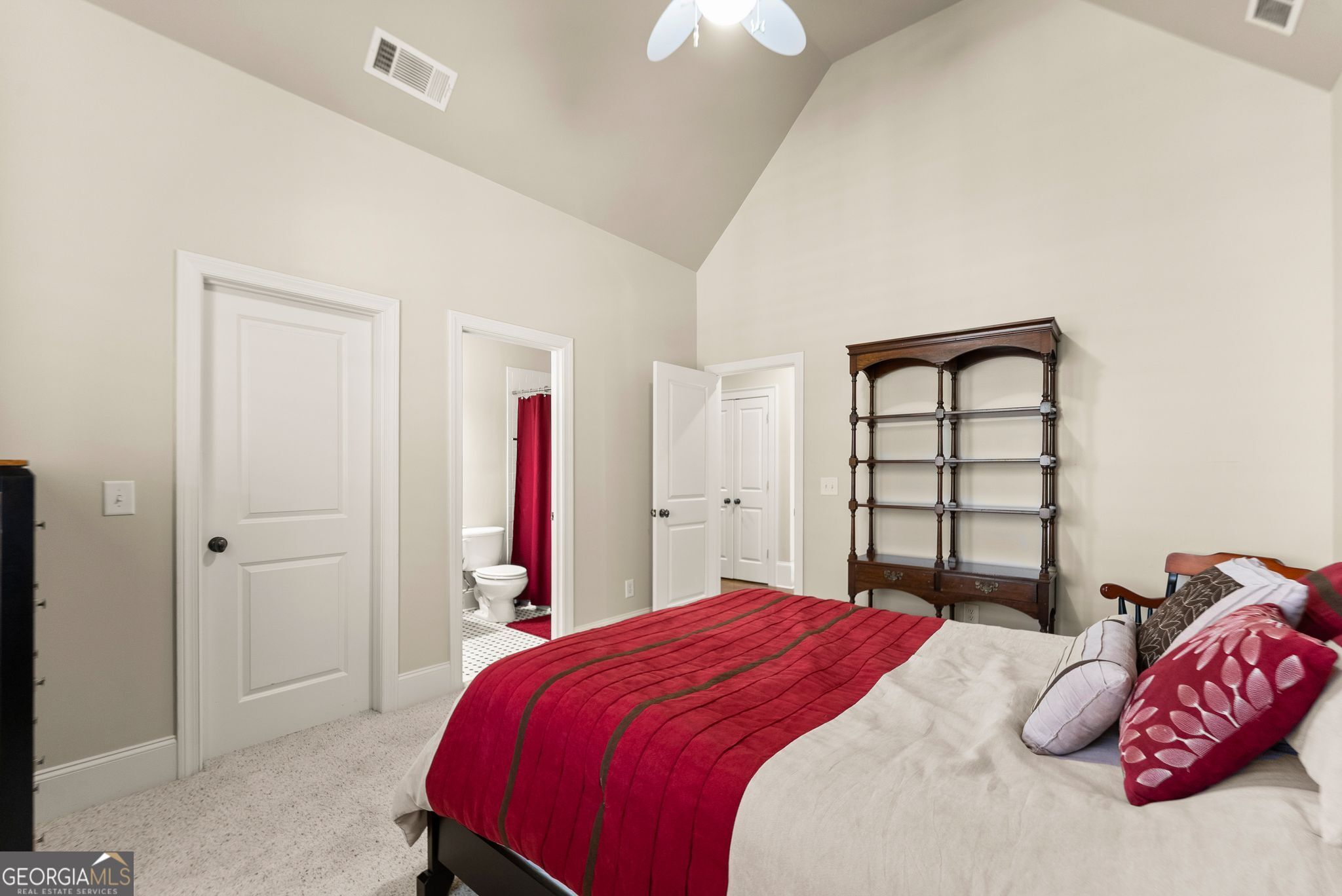 6221 Random Winds Bluff Gainesville GA 30506