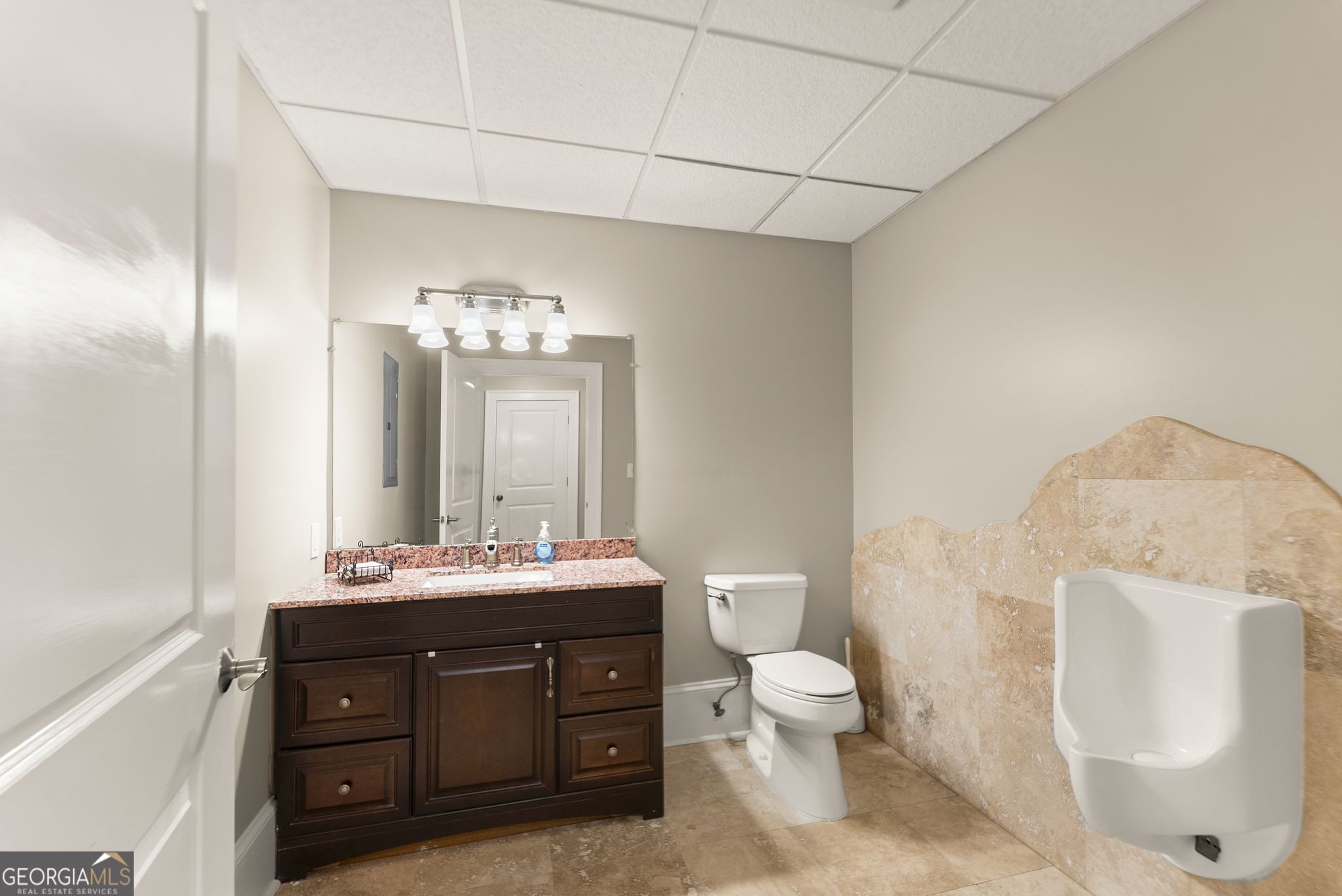 6221 Random Winds Bluff Gainesville GA 30506