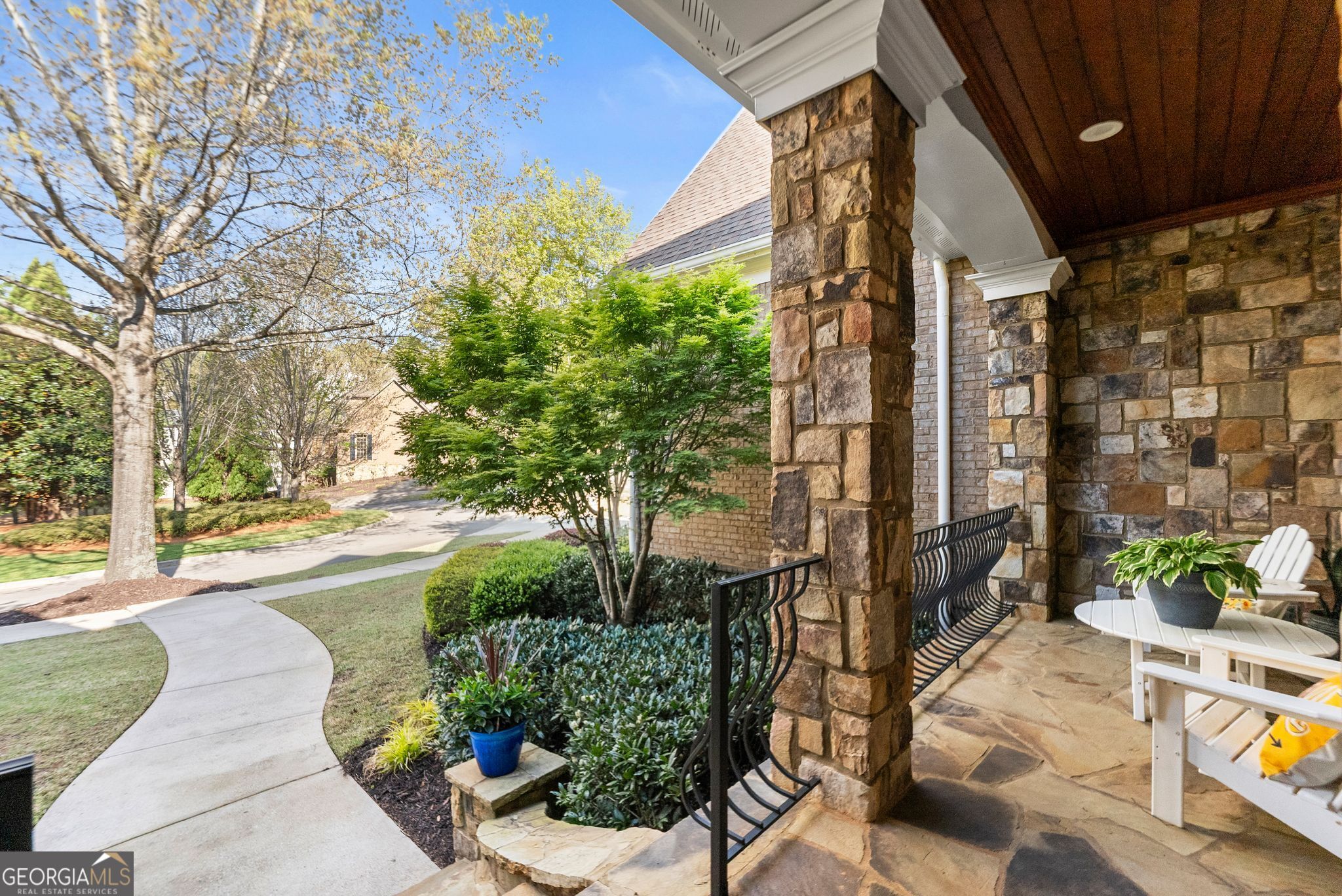 6221 Random Winds Bluff Gainesville GA 30506