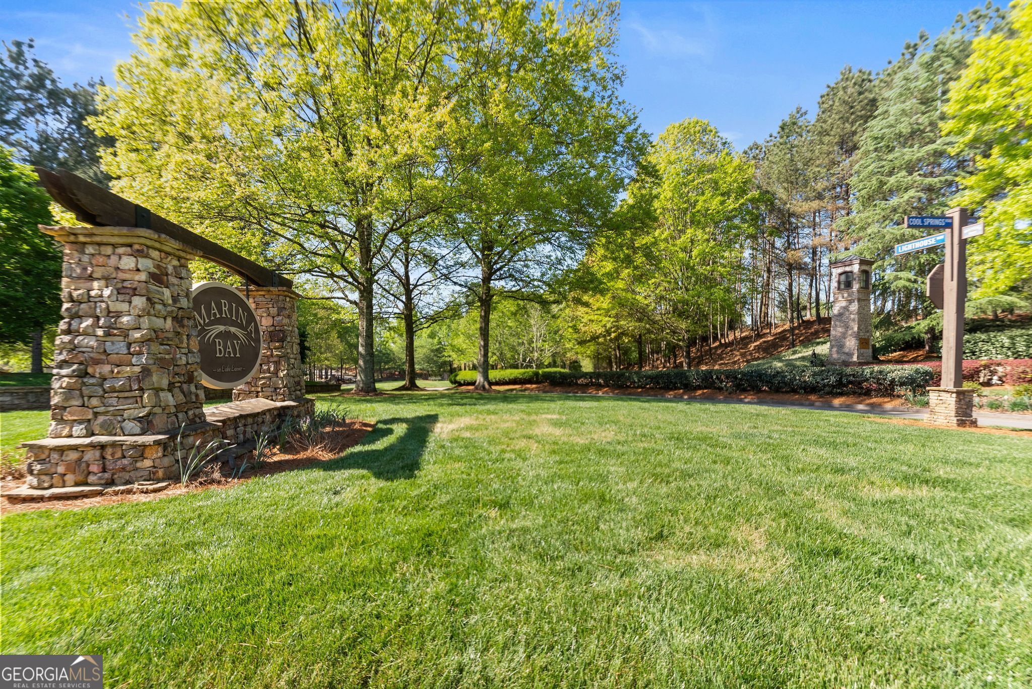 6221 Random Winds Bluff Gainesville GA 30506