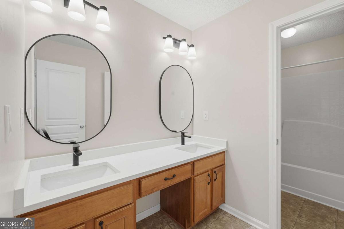 127 Hidden Lake Circle Canton GA 30114