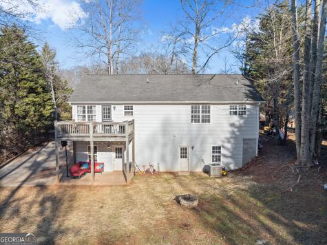 322 Ash Wood Lane Cleveland GA 30528