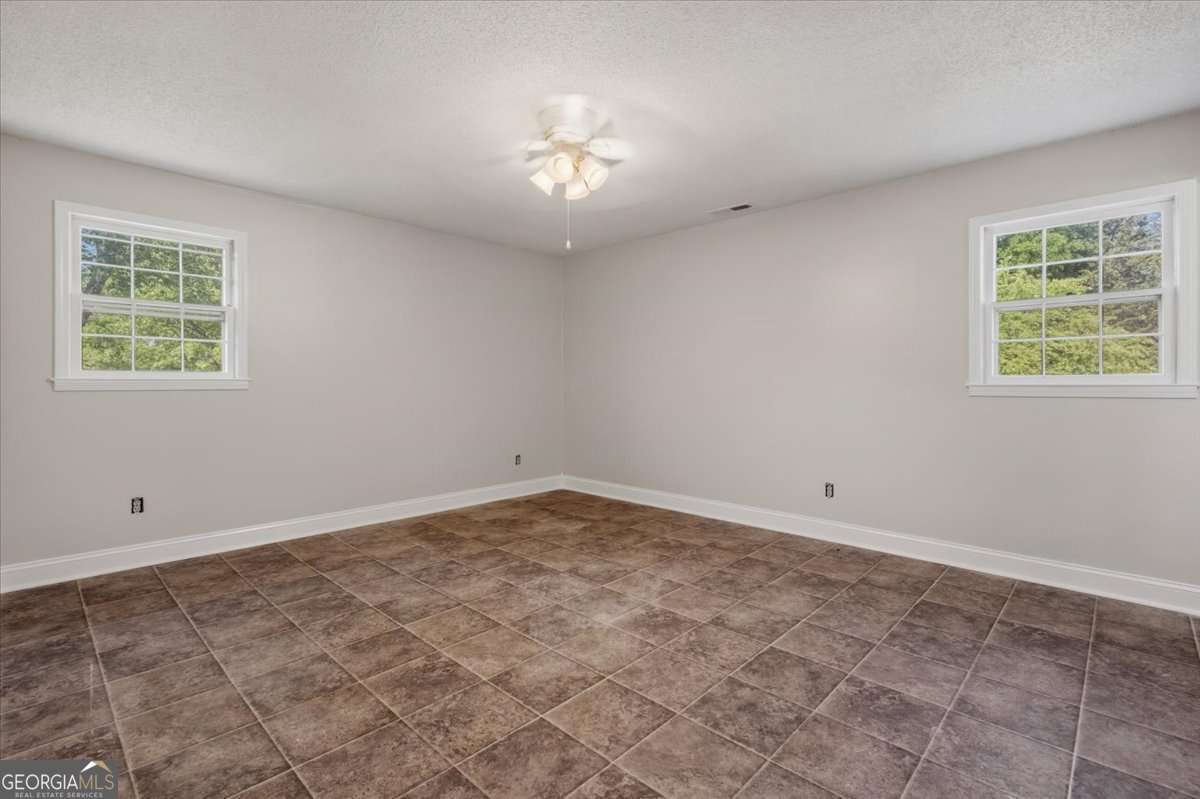 3 Faith Drive SE Silver Creek GA 30173