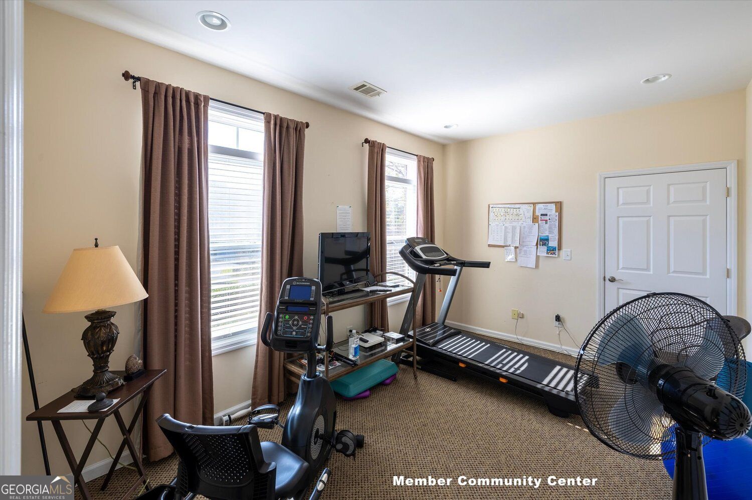 123 Villa Park Circle Stone Mountain GA 30087