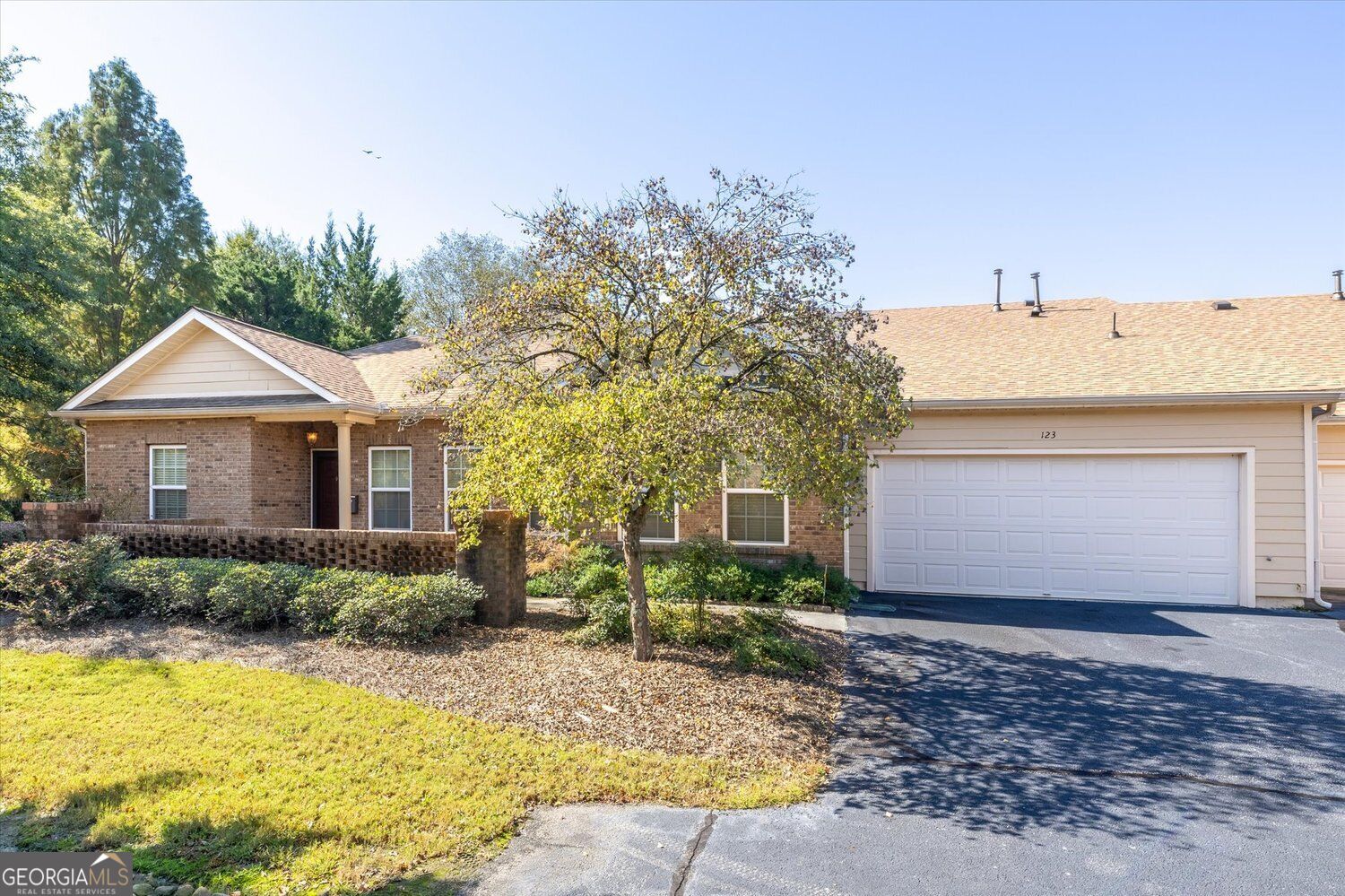 123 Villa Park Circle Stone Mountain GA 30087