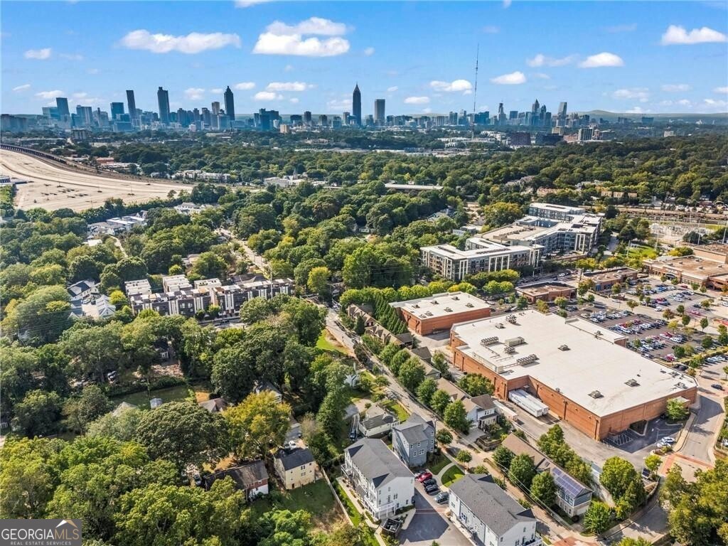 14 Becker Place NW Atlanta GA 30307