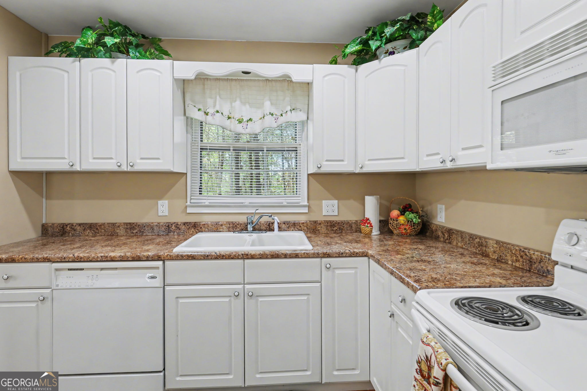 542 Eastern Cross Lane Clayton GA 30525