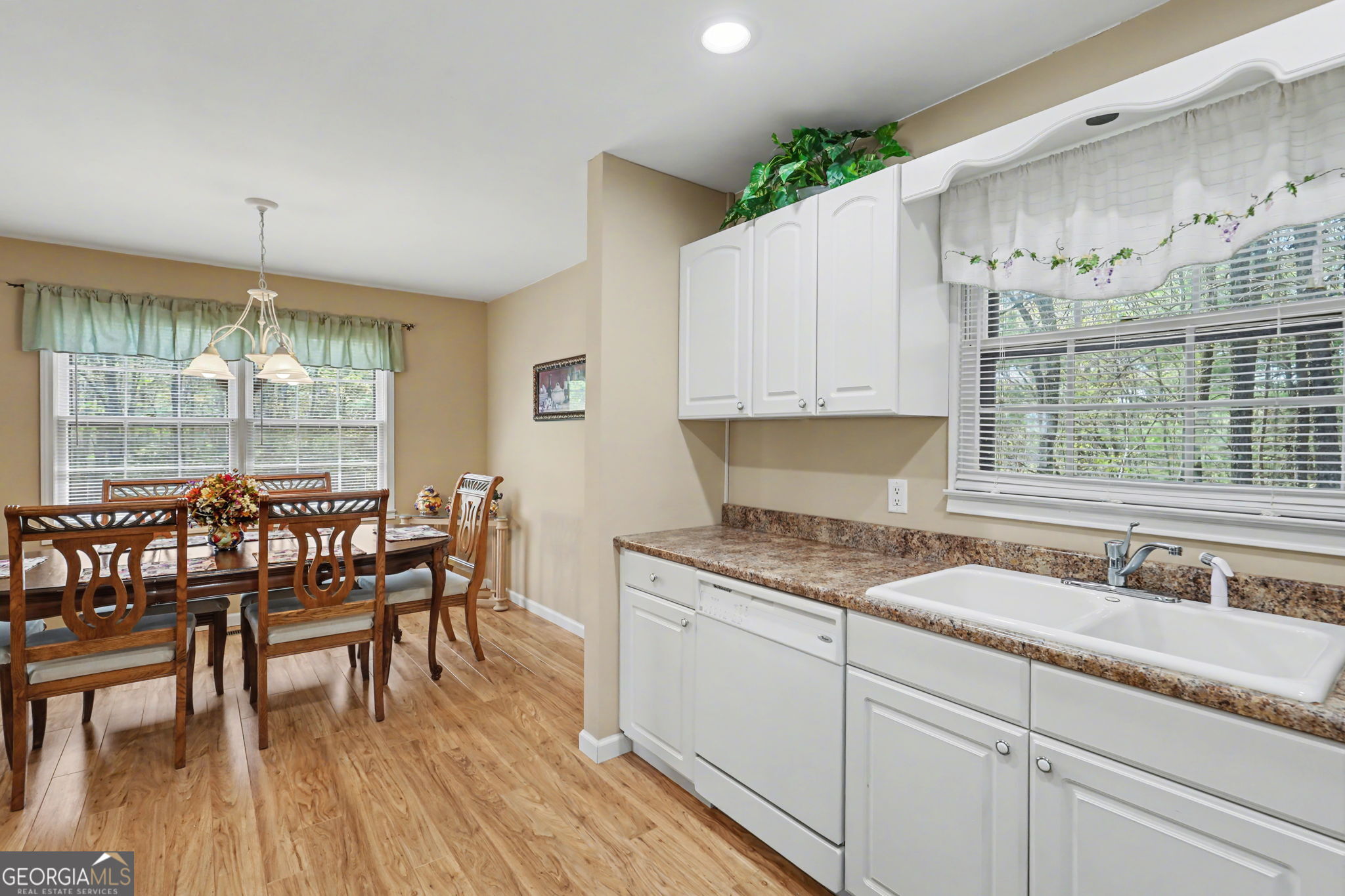 542 Eastern Cross Lane Clayton GA 30525