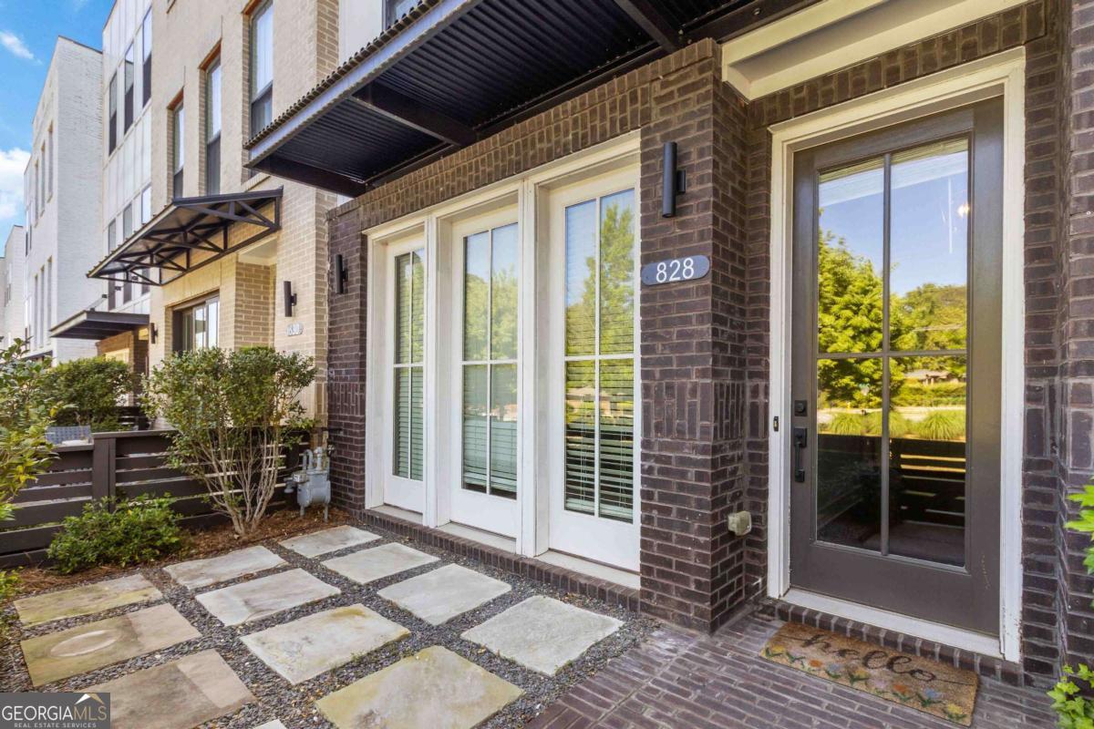 828 Constellation Drive Decatur GA 30033