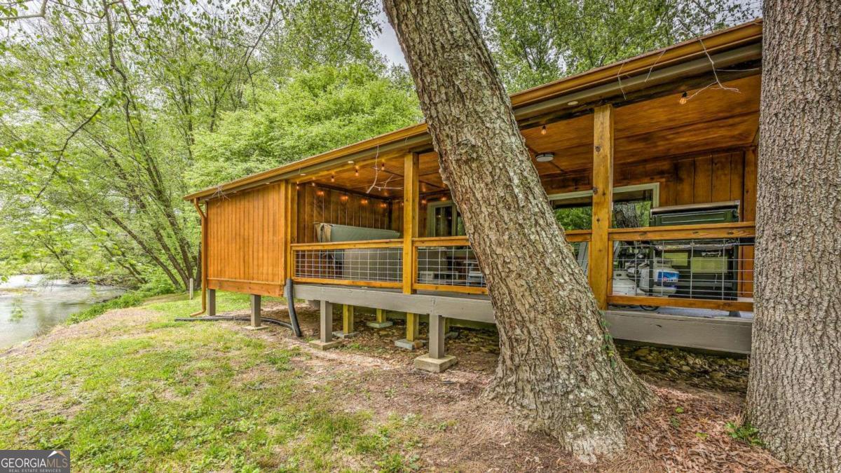 141 Mountain Rivers Road Mineral Bluff GA 30559