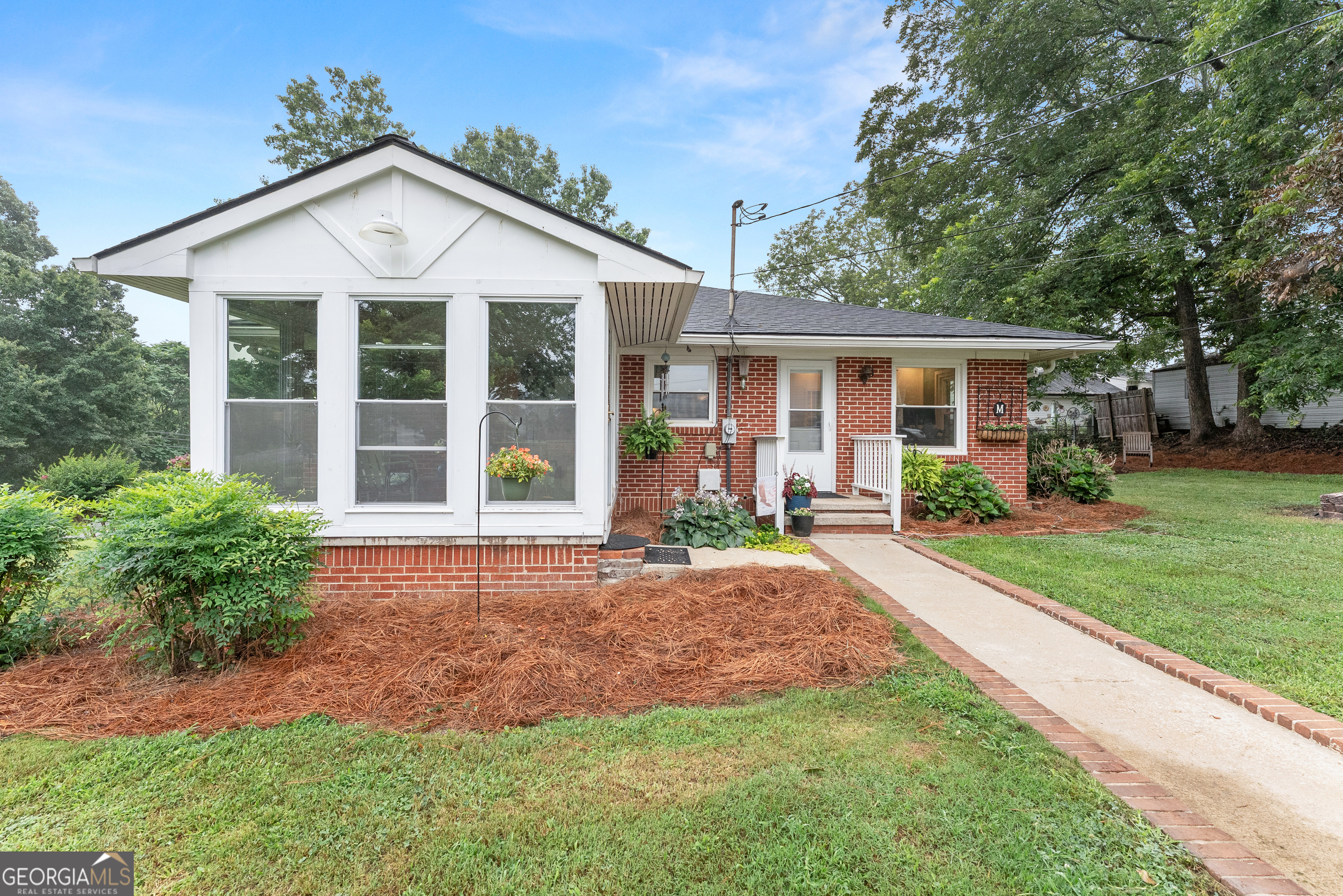 5907 Main Street Lula GA 30554