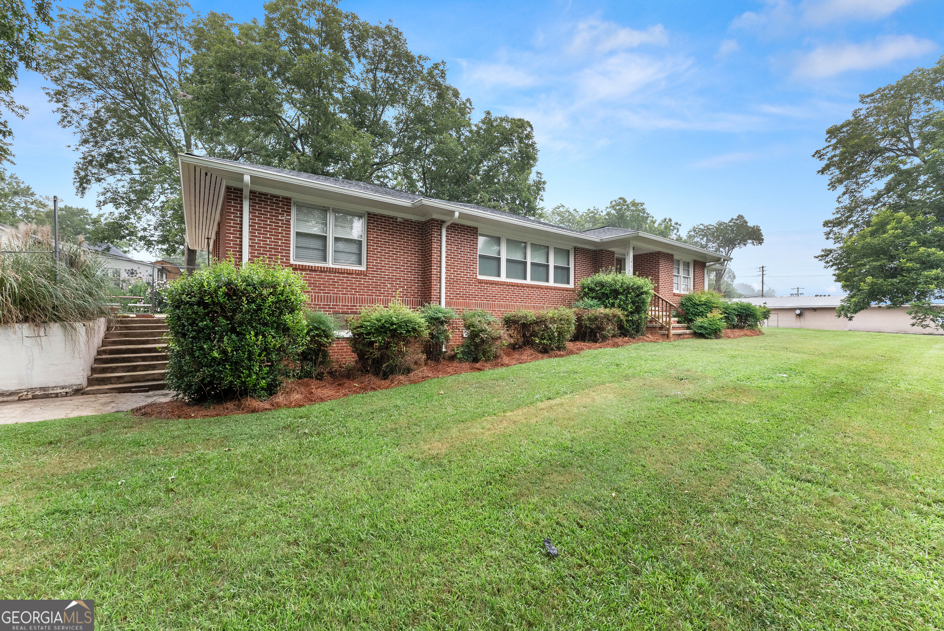 5907 Main Street Lula GA 30554