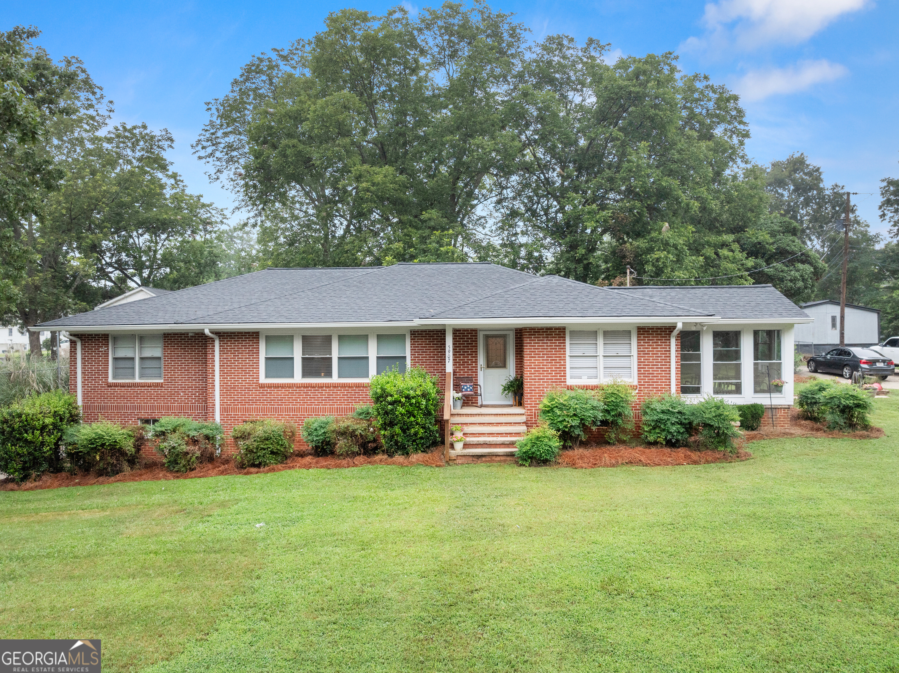5907 Main Street Lula GA 30554