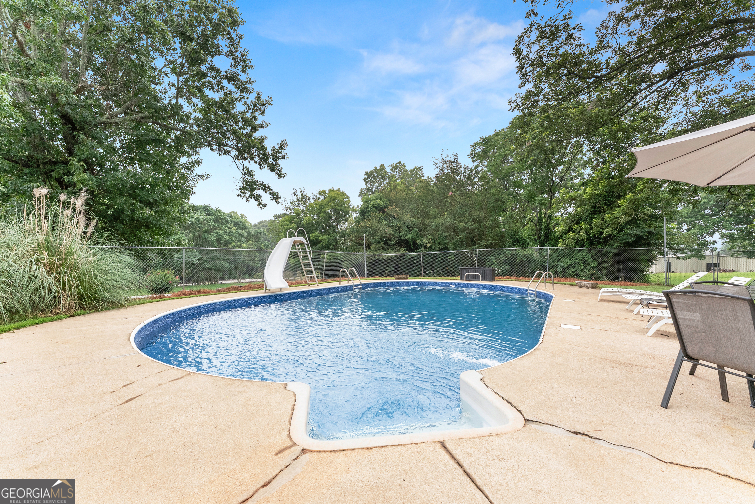 5907 Main Street Lula GA 30554