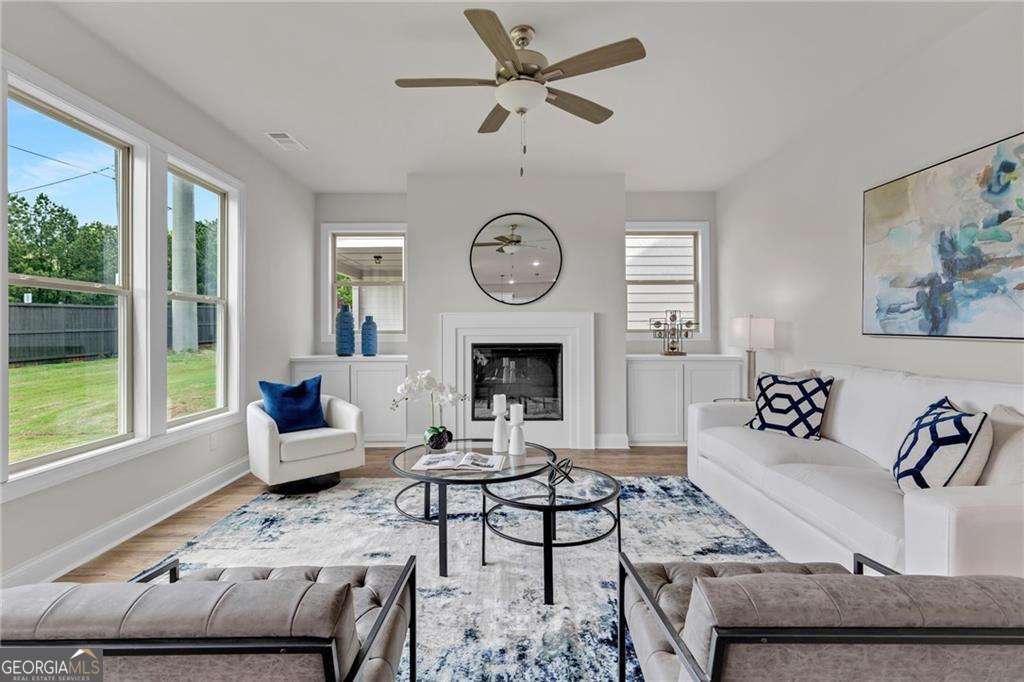 922 Homepark Circle Buford GA 30518