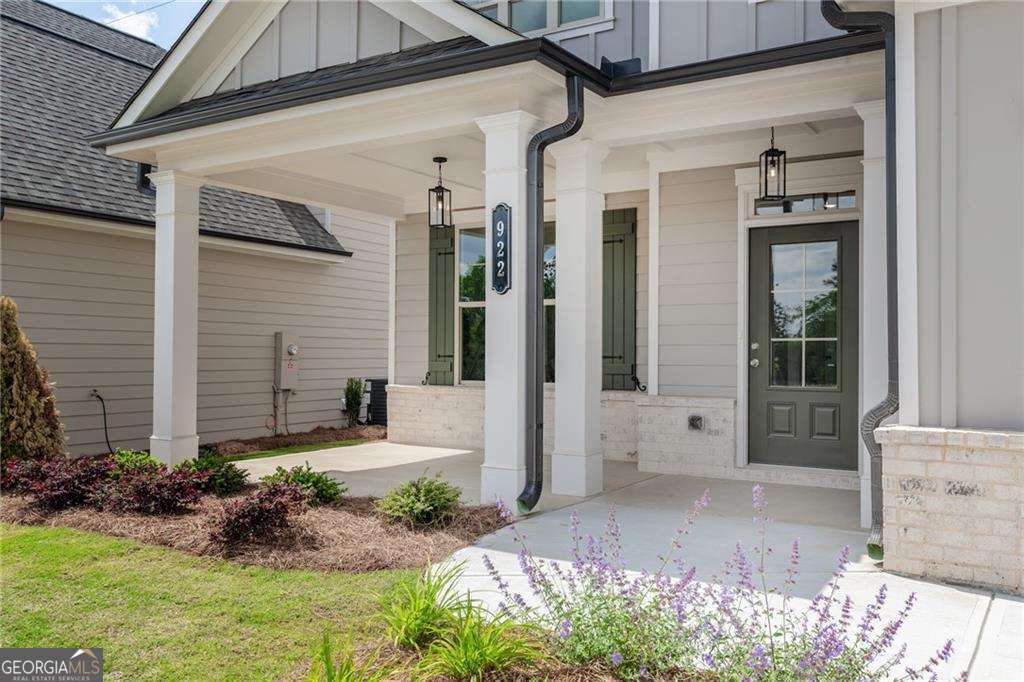 922 Homepark Circle Buford GA 30518