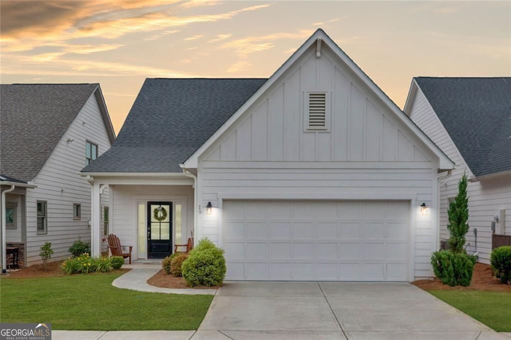 19 Grand Circle Jasper GA 30143