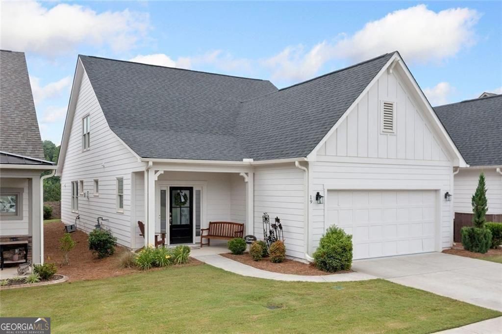 19 Grand Circle Jasper GA 30143