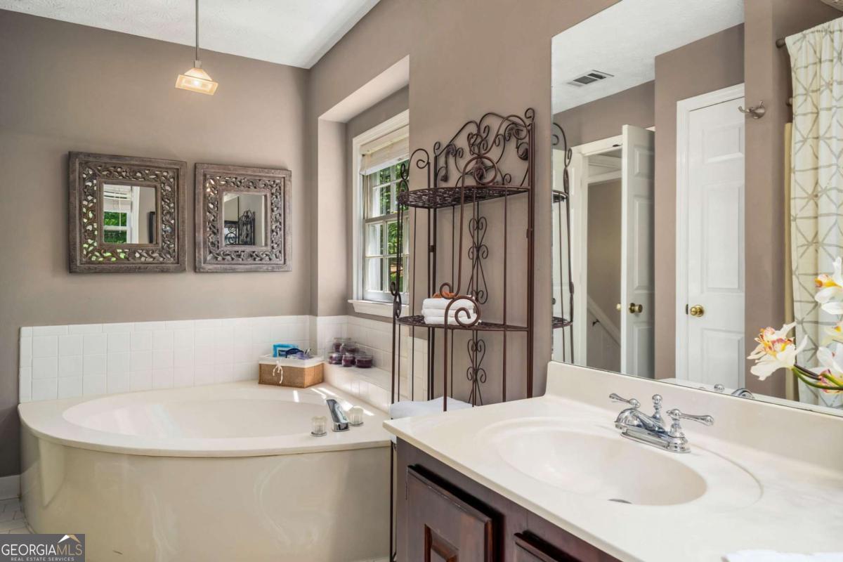 166 Plantation Trace Woodstock GA 30188