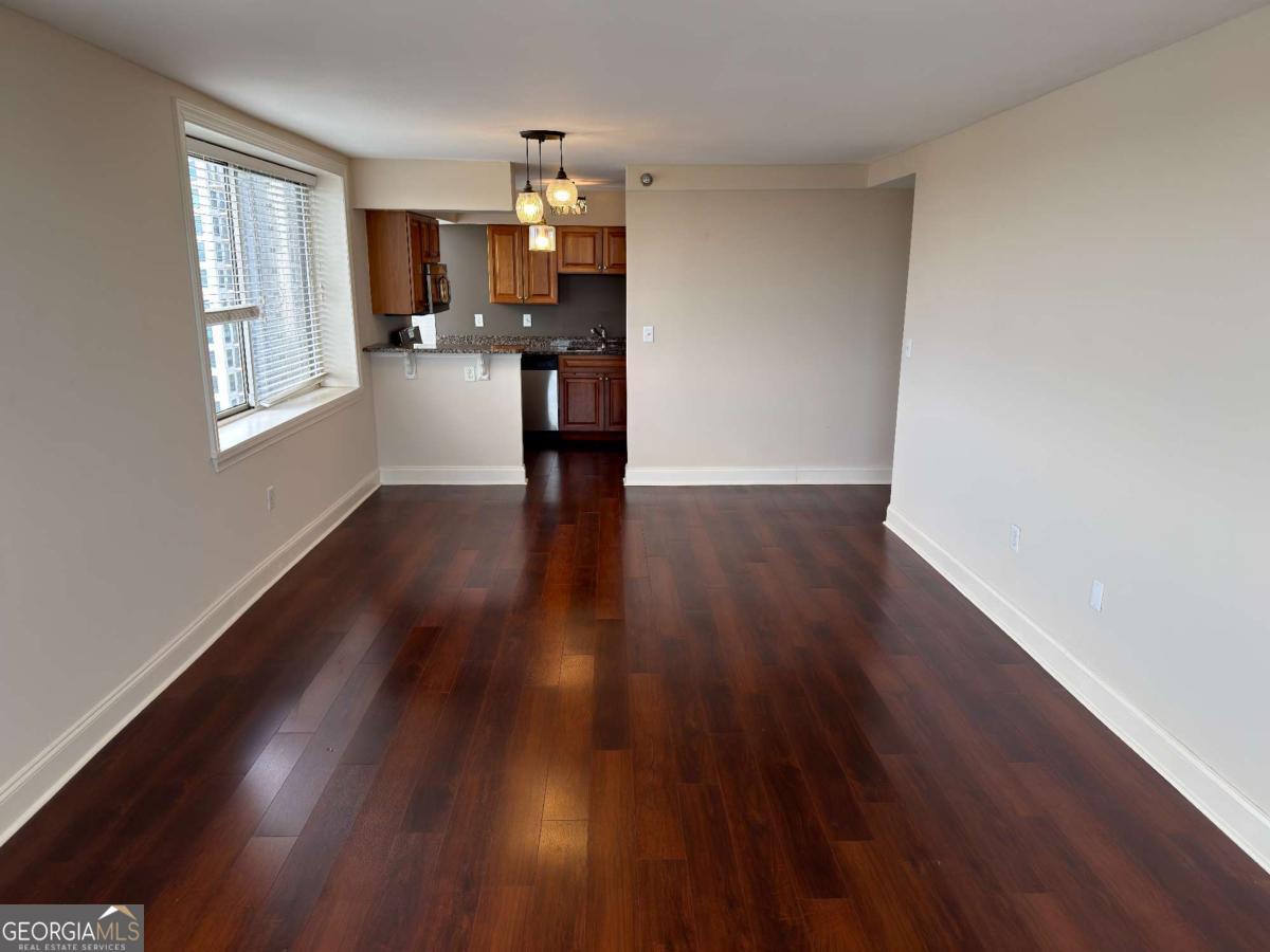 2479 Peachtree Road NE Atlanta GA 30305