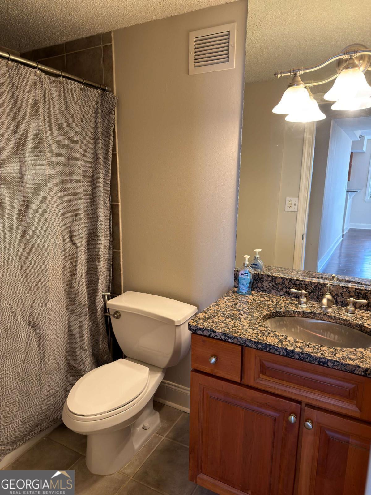 2479 Peachtree Road NE Atlanta GA 30305