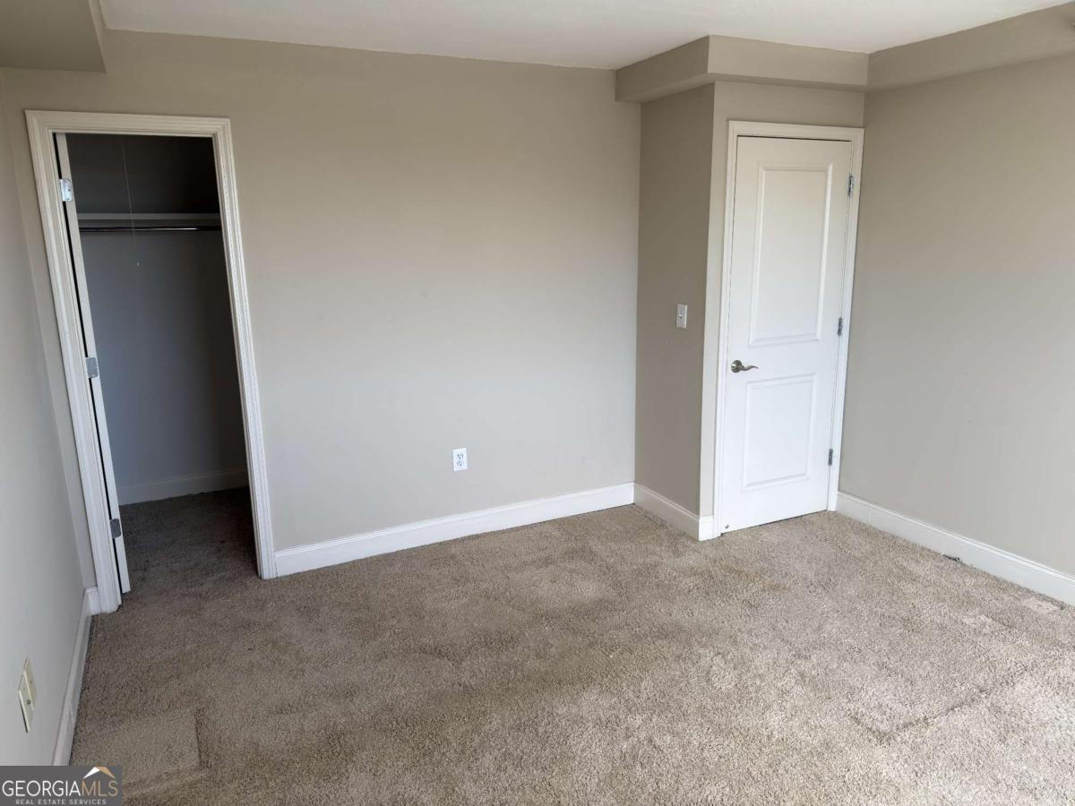2479 Peachtree Road NE Atlanta GA 30305