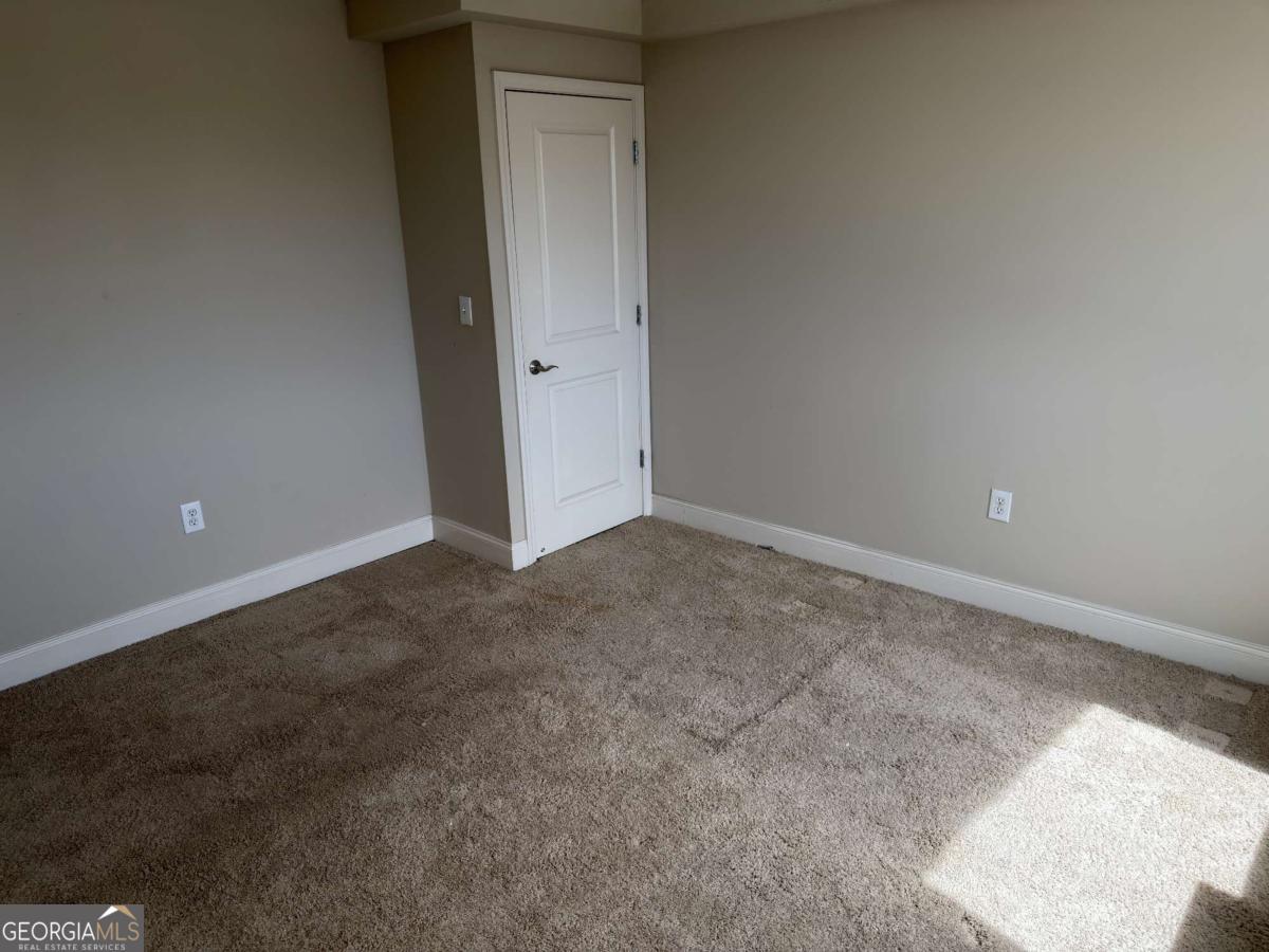 2479 Peachtree Road NE Atlanta GA 30305