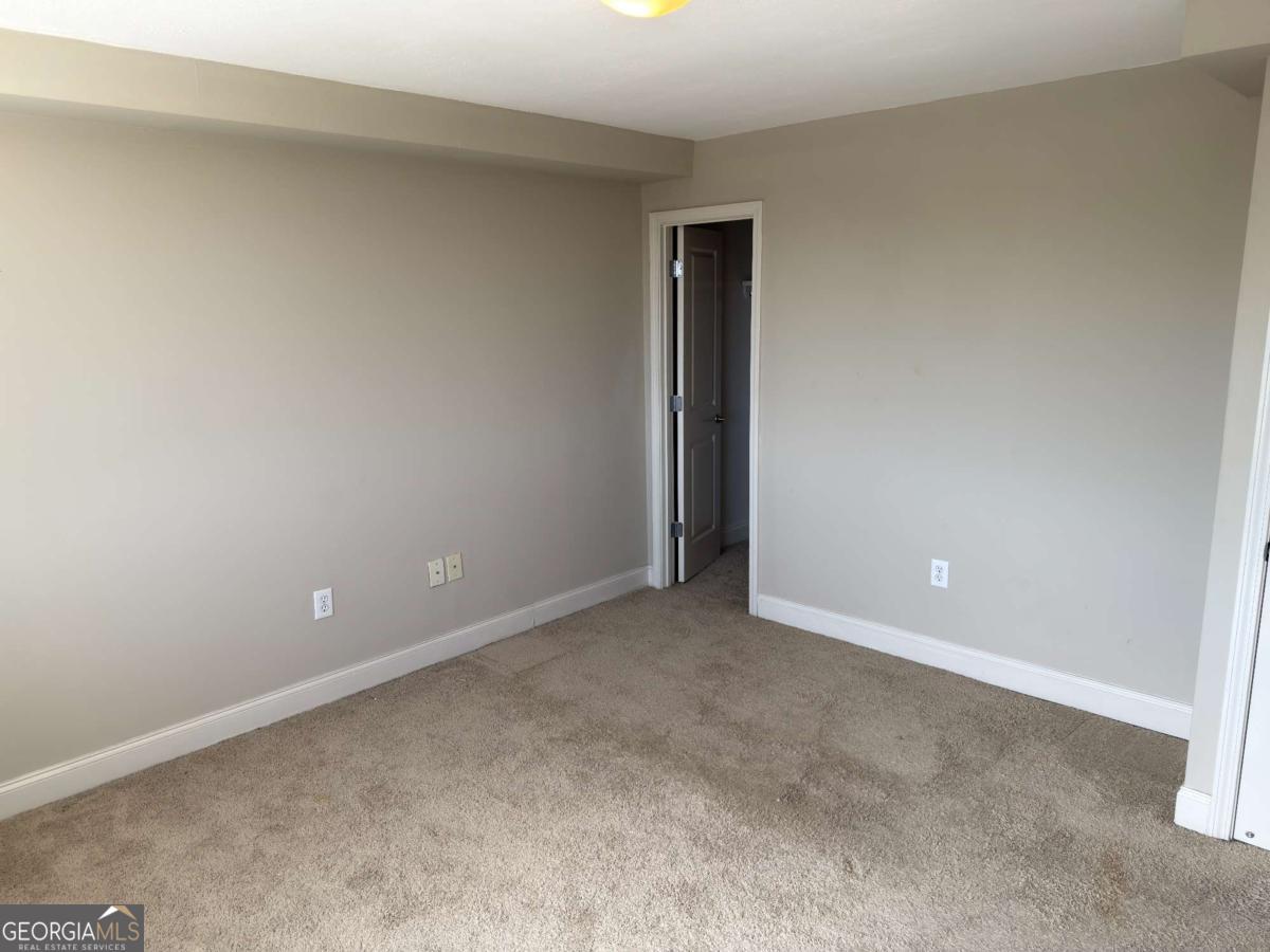 2479 Peachtree Road NE Atlanta GA 30305