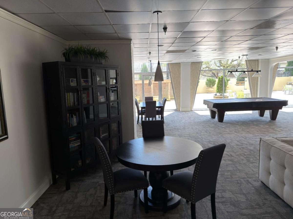 2479 Peachtree Road NE Atlanta GA 30305