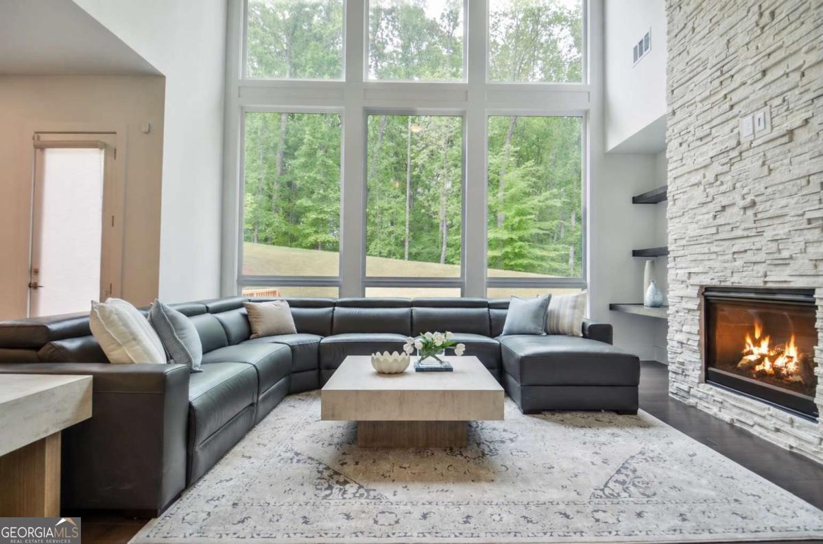 14195 Reserve Manor Lane Roswell GA 30075
