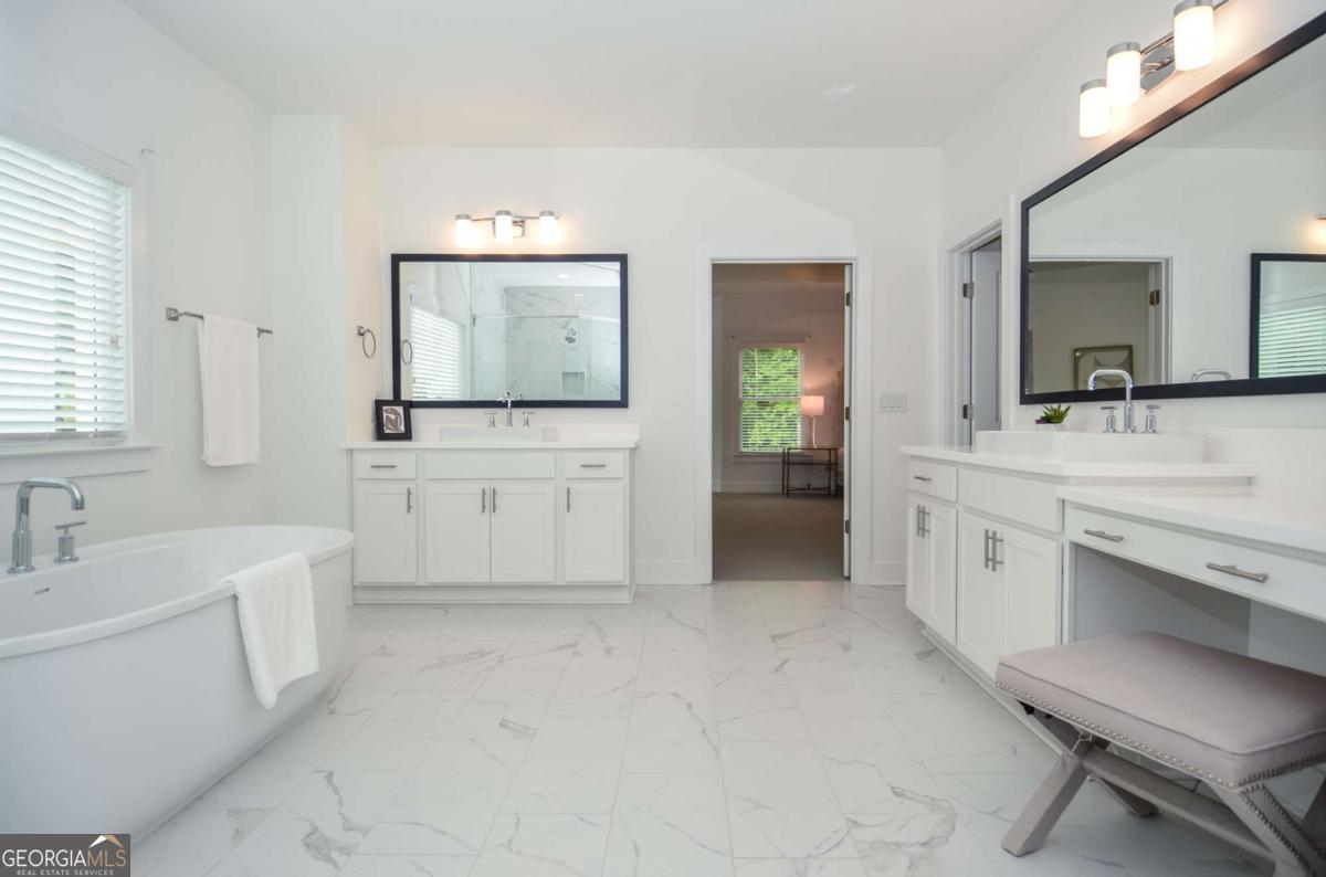 14195 Reserve Manor Lane Roswell GA 30075