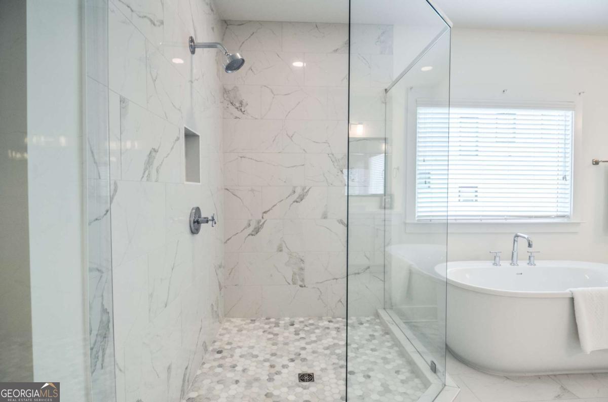 14195 Reserve Manor Lane Roswell GA 30075