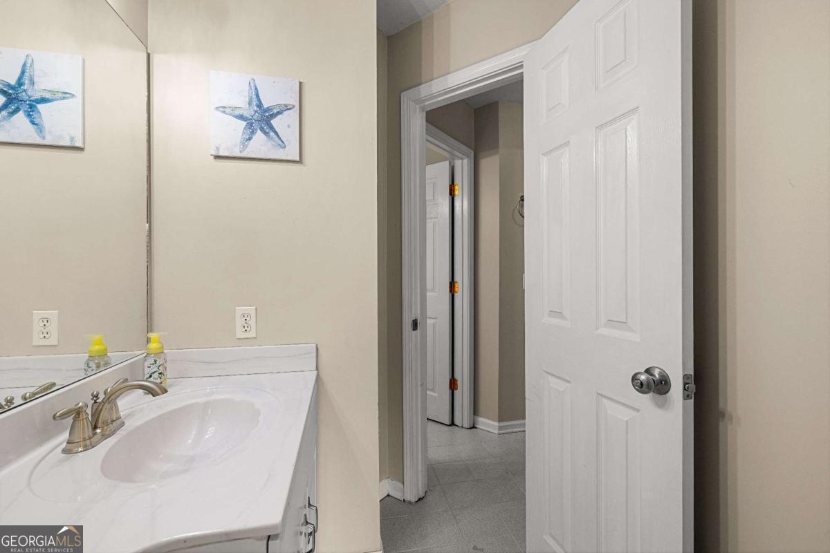 113 Glenn Eagle Pointe Lagrange GA 30241