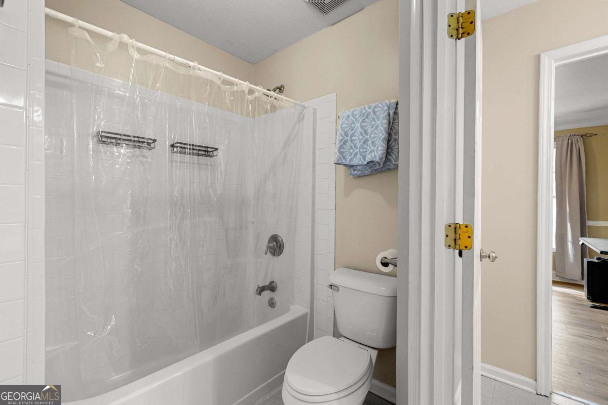 113 Glenn Eagle Pointe Lagrange GA 30241