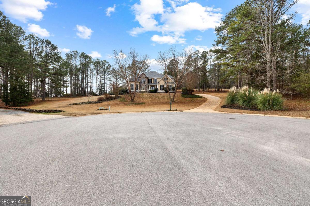 113 Glenn Eagle Pointe Lagrange GA 30241