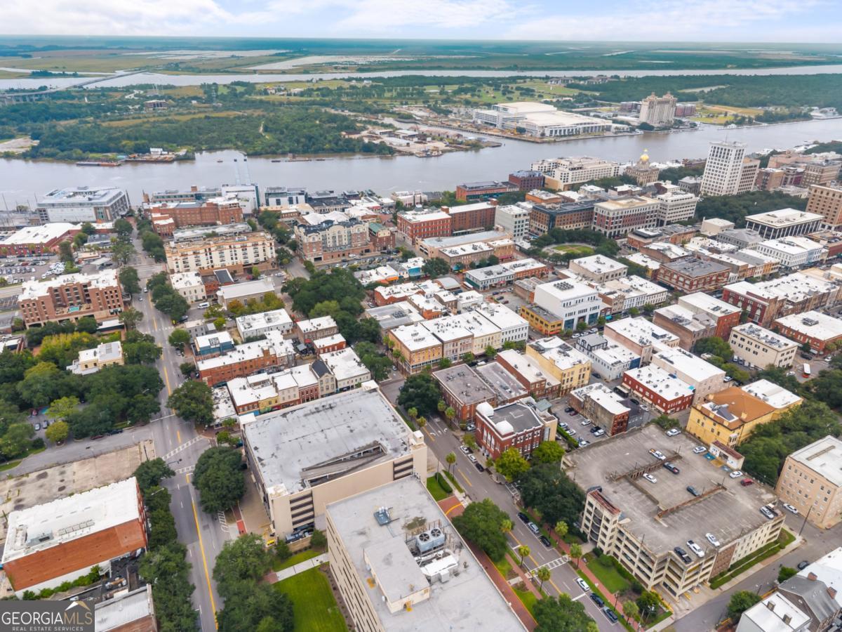 310 W Broughton Street Savannah GA 31401
