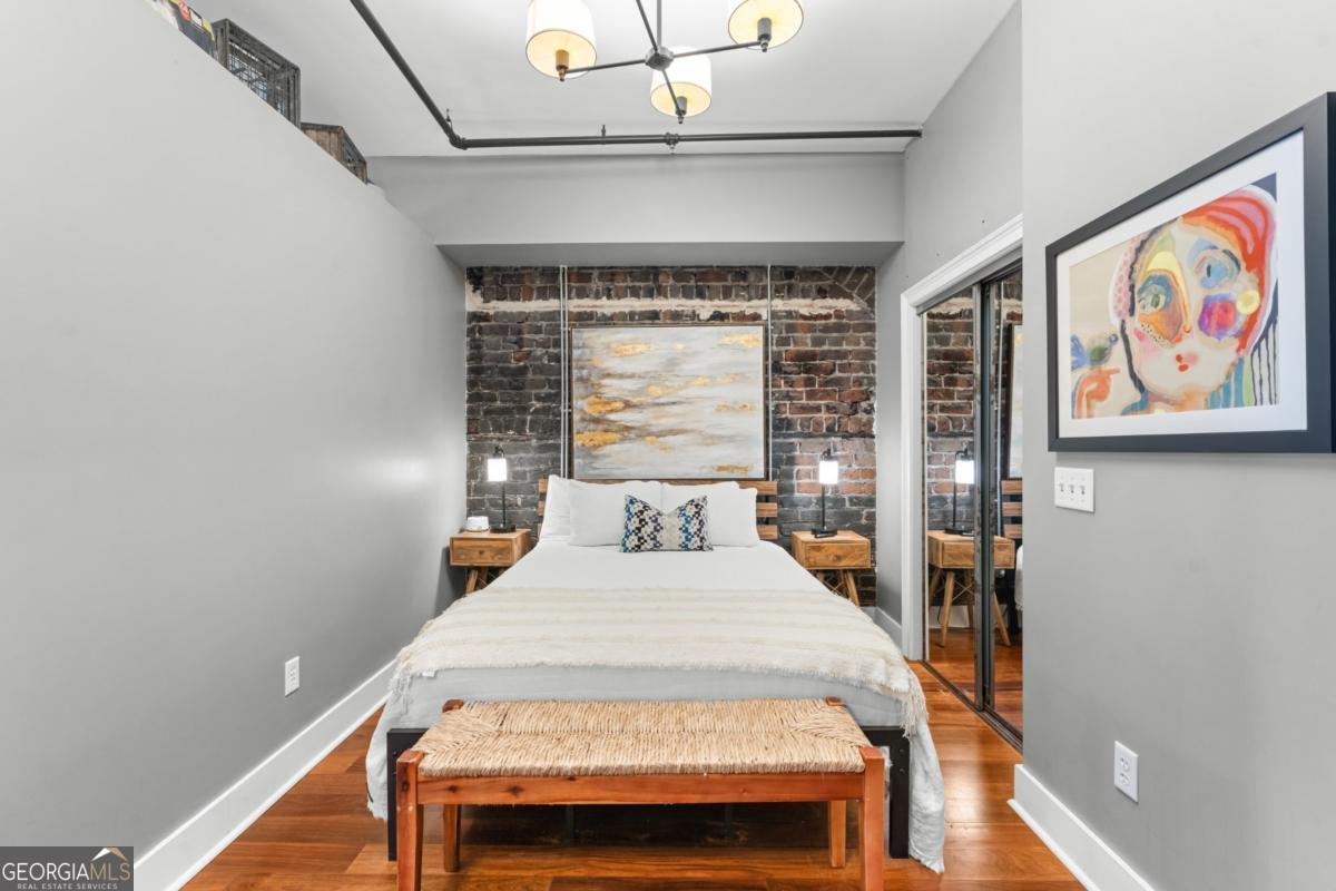 310 W Broughton Street Savannah GA 31401