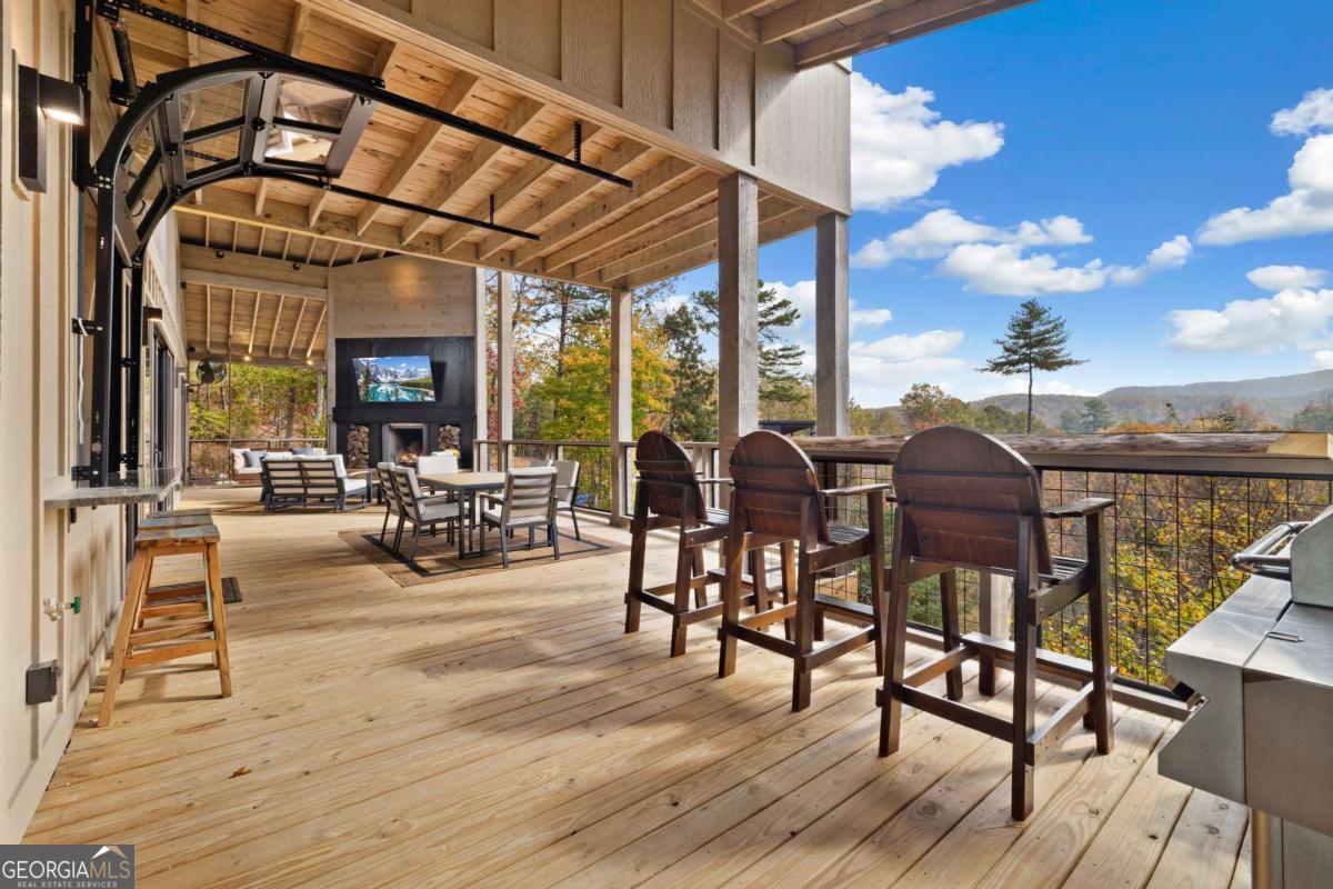 142 Sequoyah Ridge Blue Ridge GA 30513