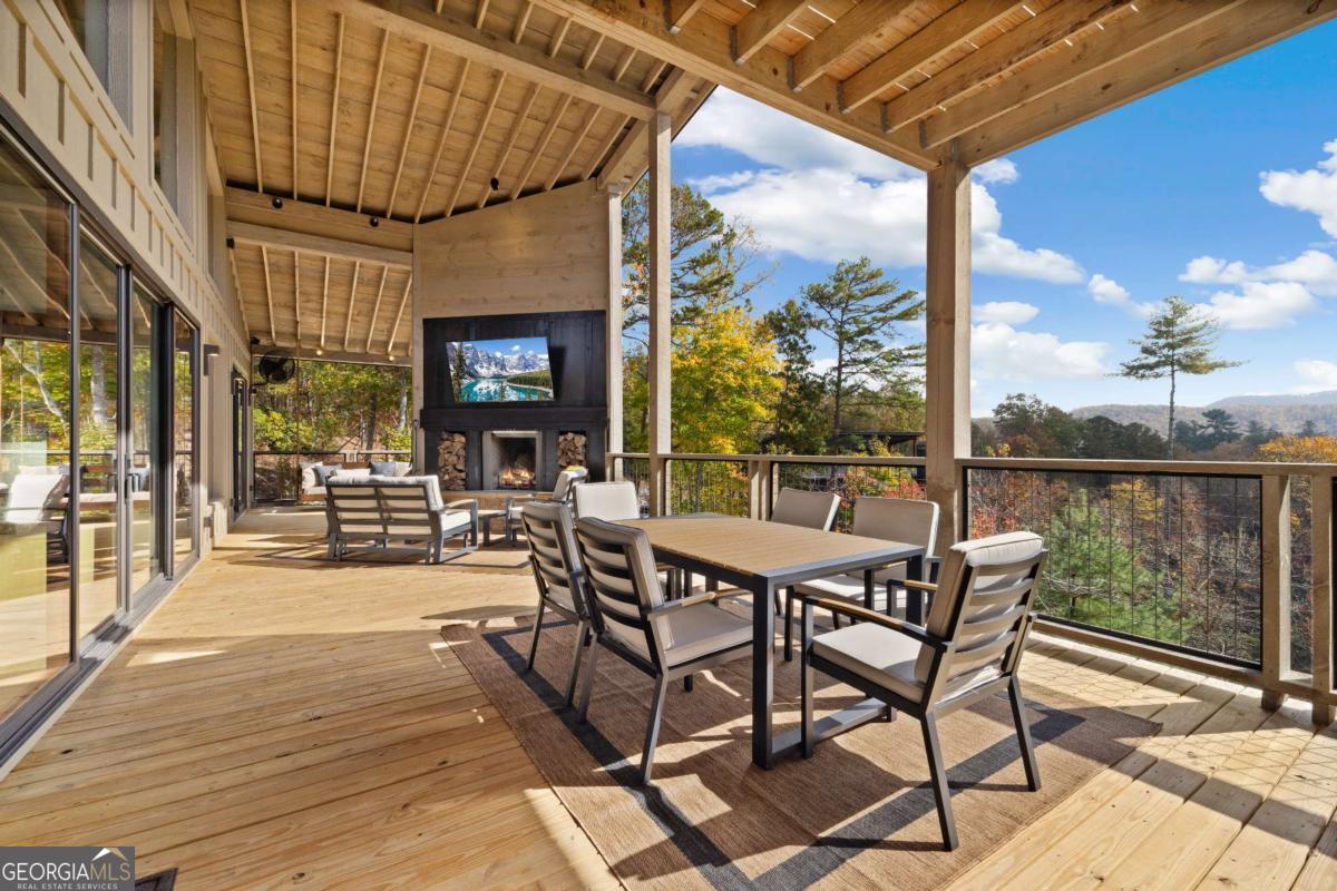 142 Sequoyah Ridge Blue Ridge GA 30513