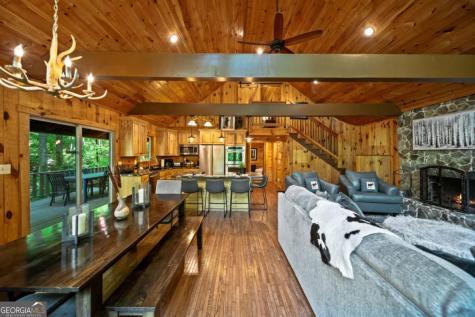 469 North Lake Drive Ellijay GA 30536