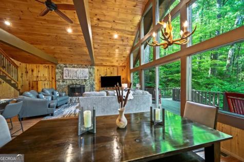 469 North Lake Drive Ellijay GA 30536