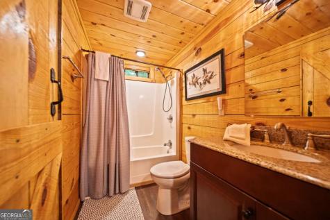 469 North Lake Drive Ellijay GA 30536