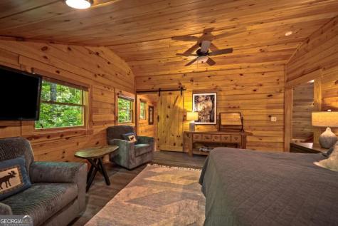 469 North Lake Drive Ellijay GA 30536