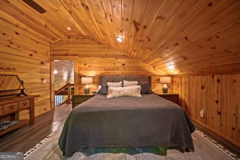 469 North Lake Drive Ellijay GA 30536