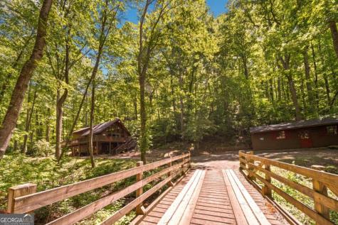 469 North Lake Drive Ellijay GA 30536