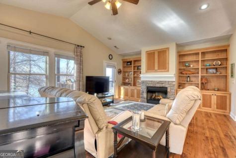 1405 Lakeside Road Hiawassee GA 30546